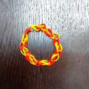 Single bracelet